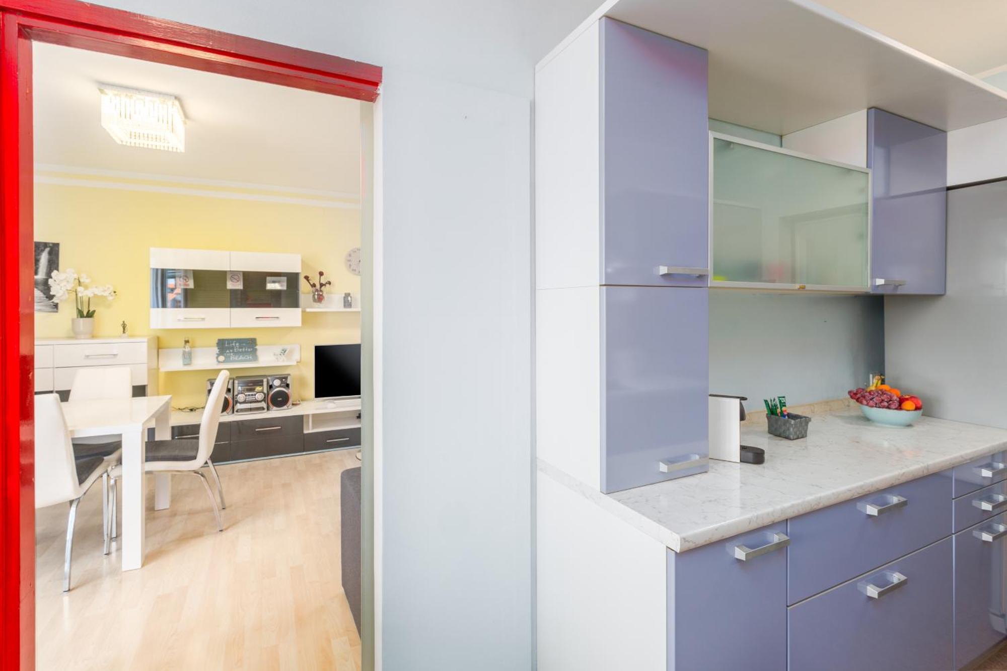 Seaview Apartment Ровинь Экстерьер фото