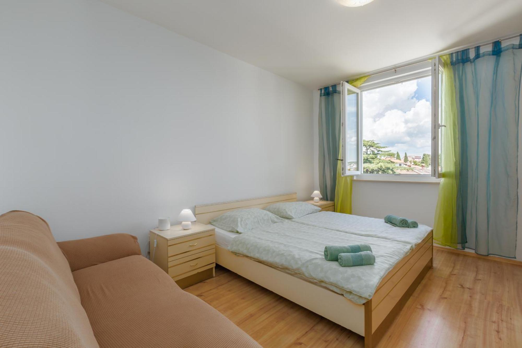 Seaview Apartment Ровинь Экстерьер фото