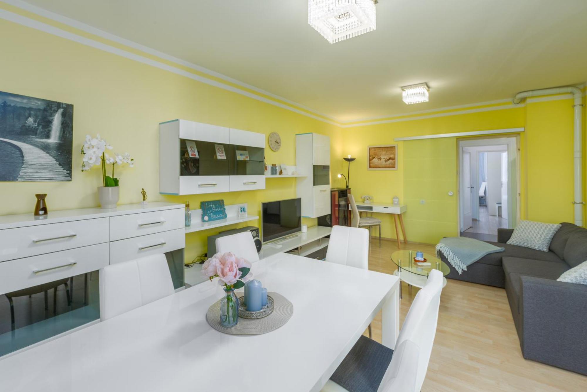 Seaview Apartment Ровинь Экстерьер фото