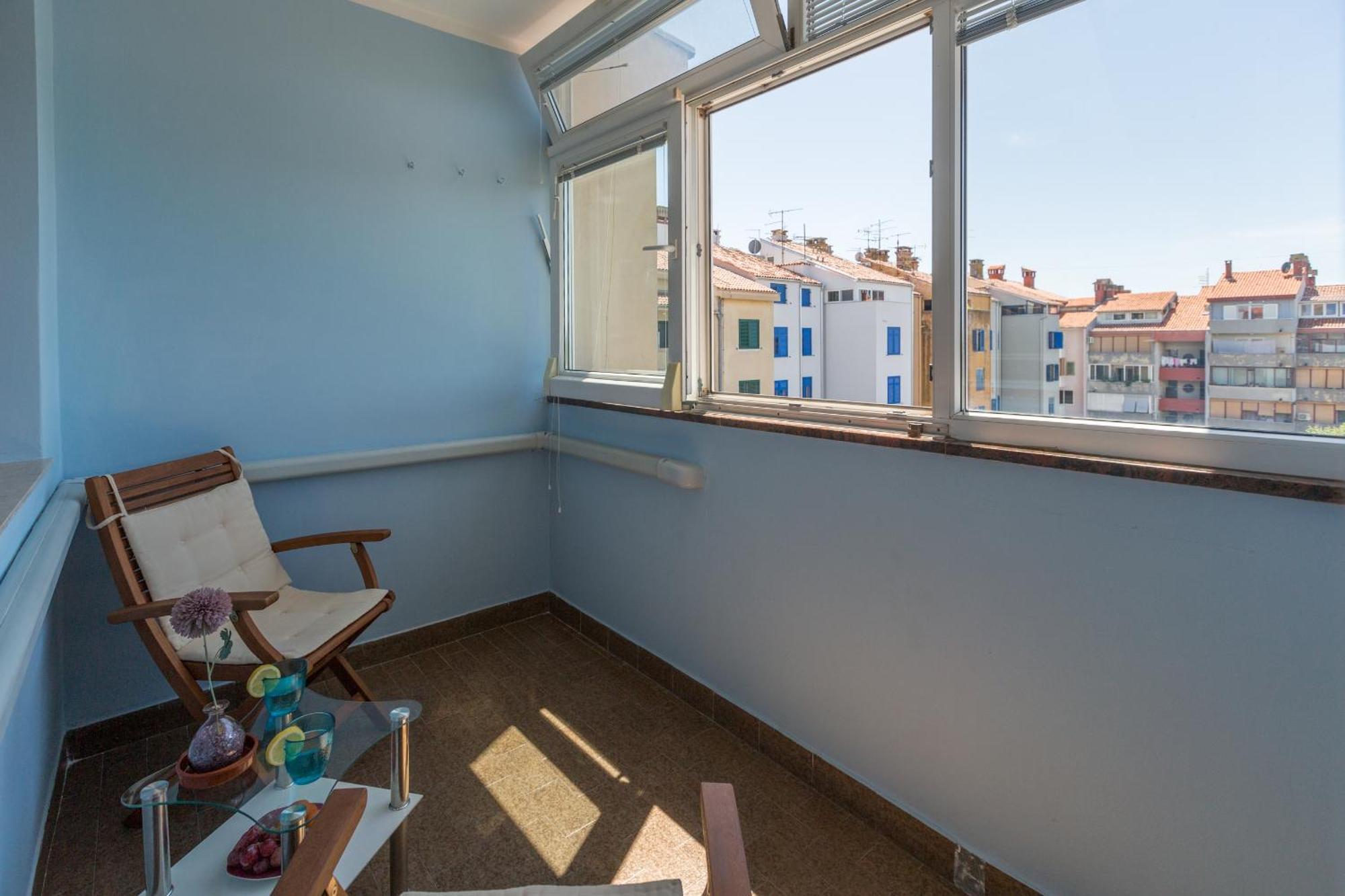 Seaview Apartment Ровинь Экстерьер фото