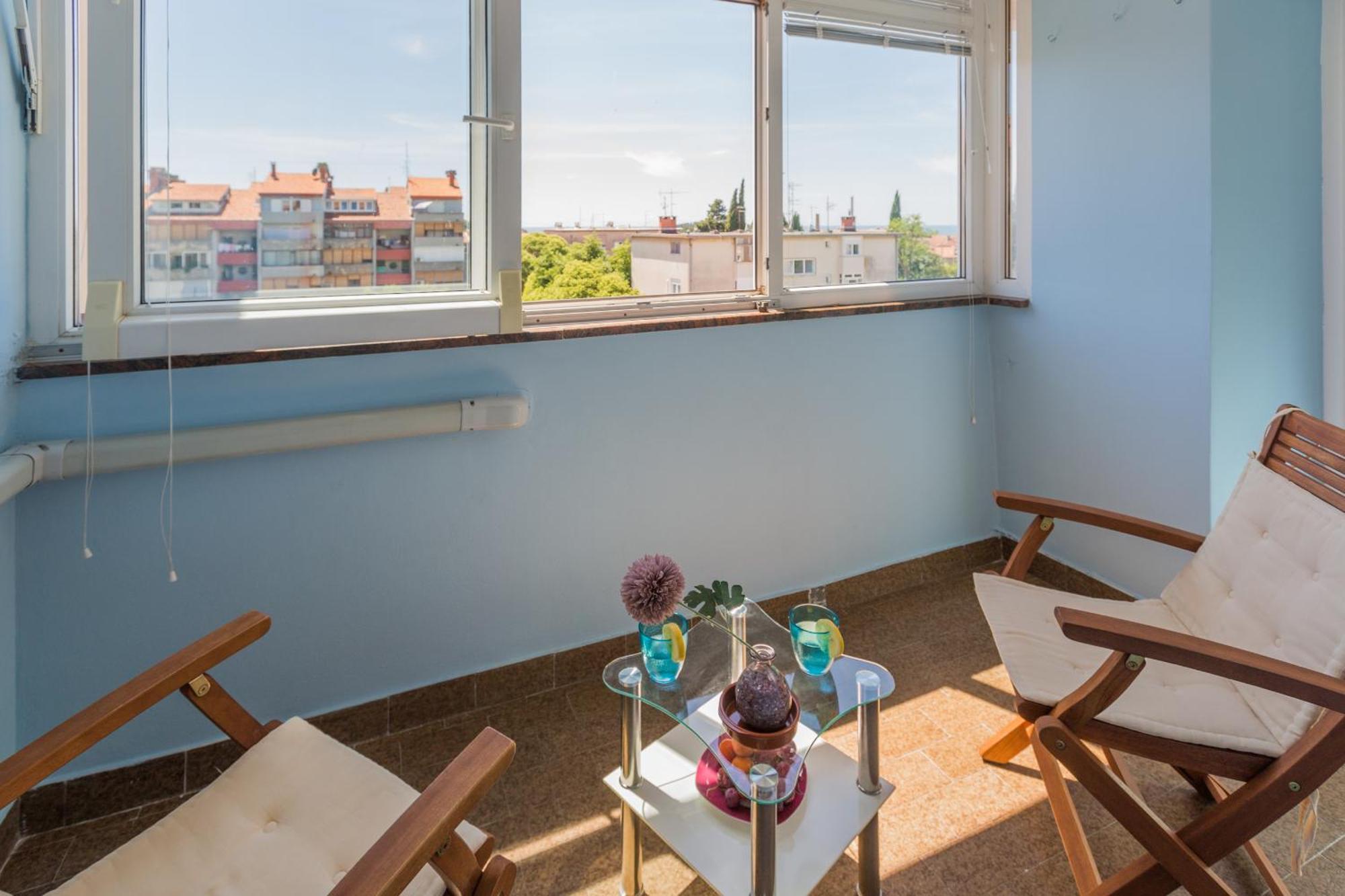 Seaview Apartment Ровинь Экстерьер фото